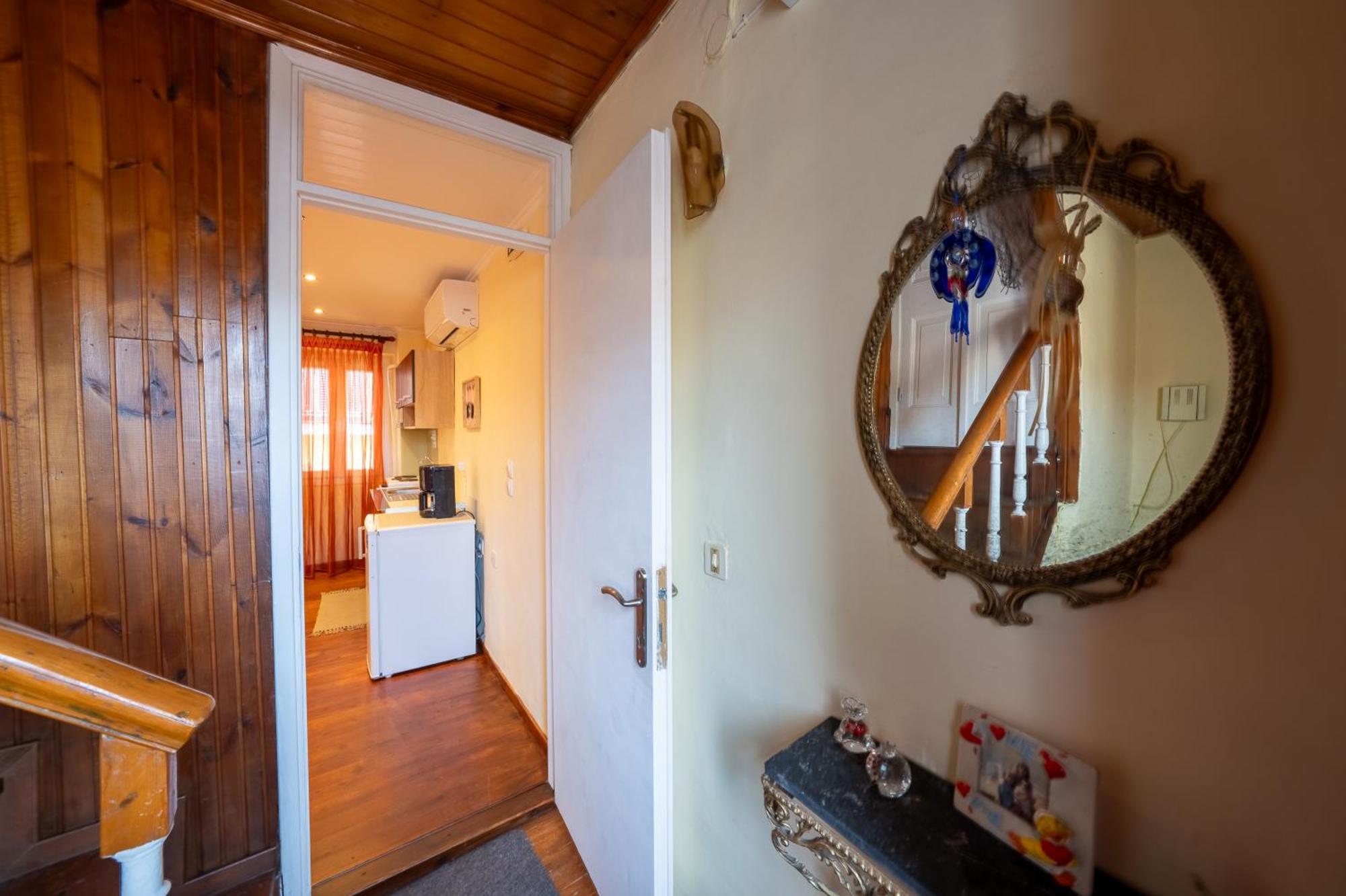 Dora'S Happy Apartment Mantouki Bagian luar foto
